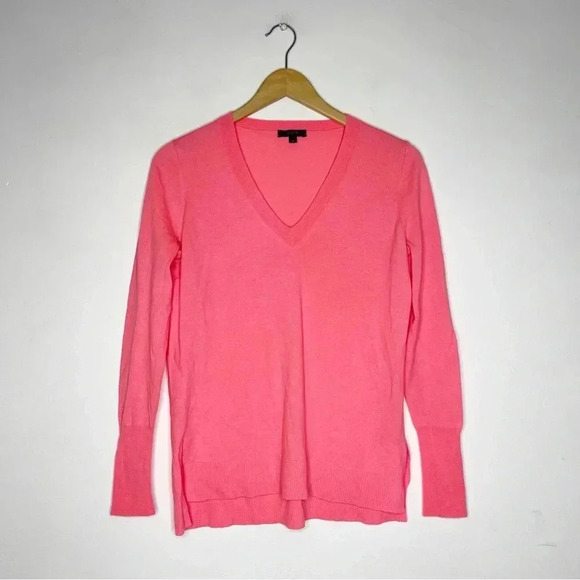 J.Crew Merino Wool V- Neck Sweater Size Small - Picture 1 of 6